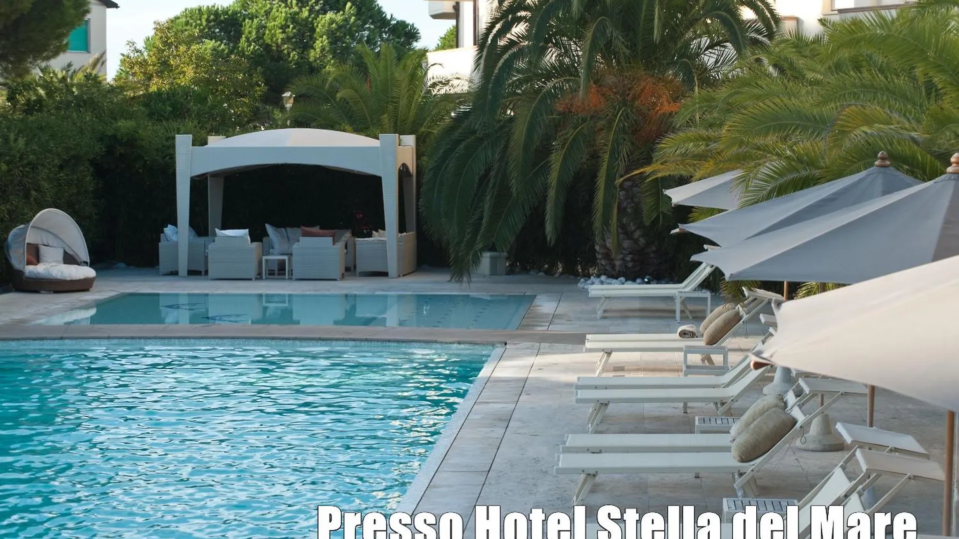 Aparthotel Villetta Tina Vada